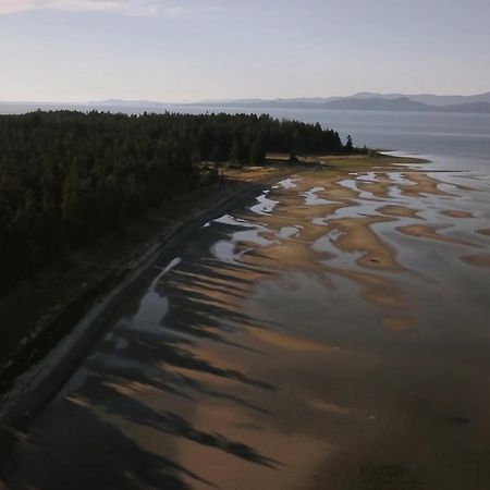 Beach Acres Resort Parksville Exterior photo