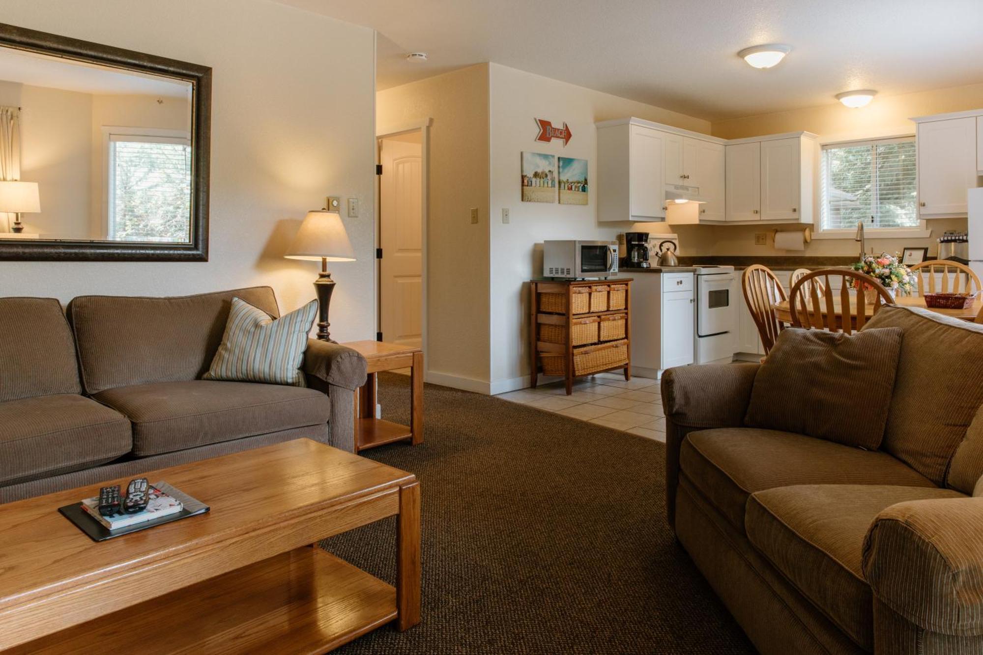 Beach Acres Resort Parksville Room photo