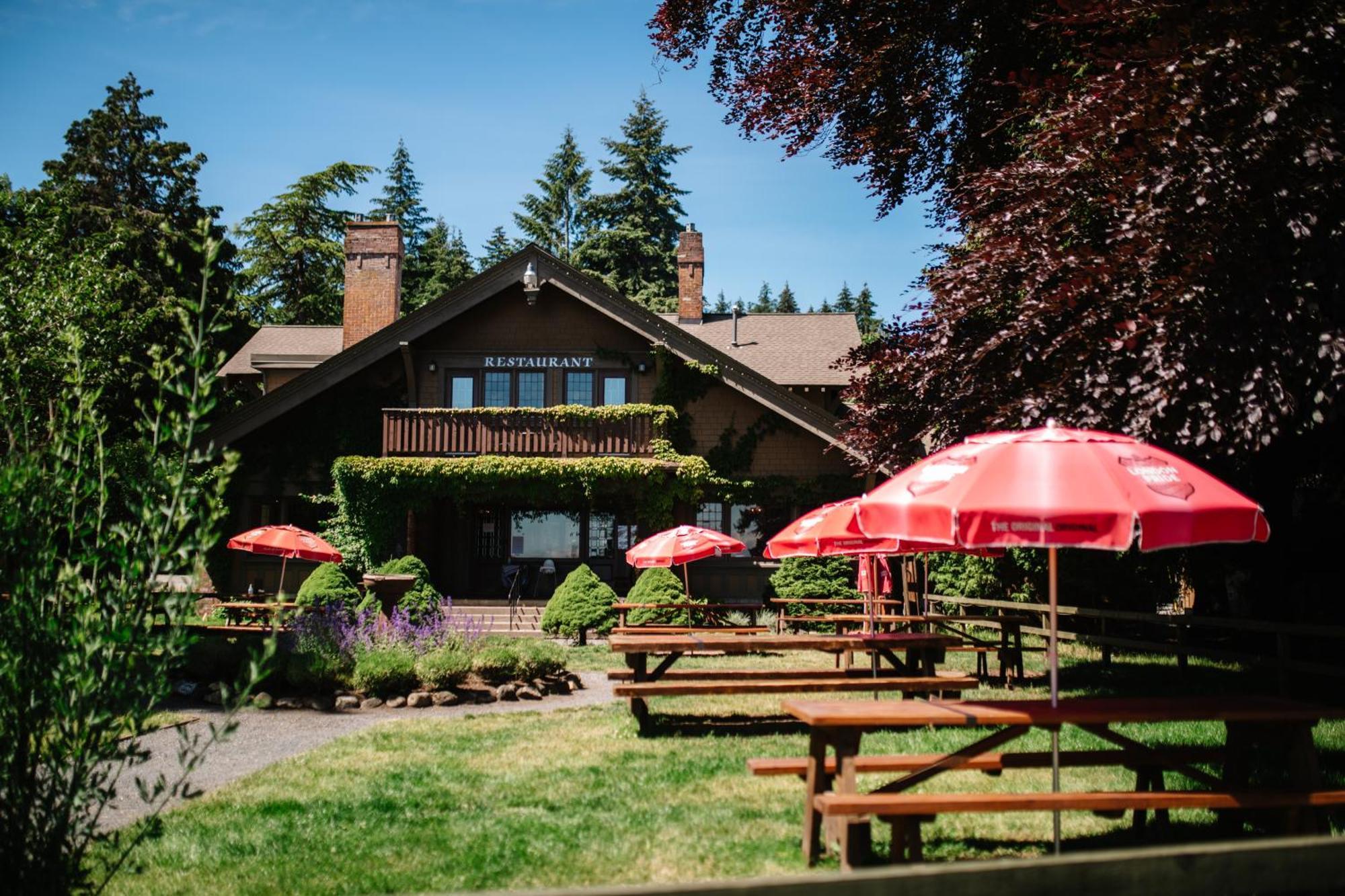 Beach Acres Resort Parksville Exterior photo